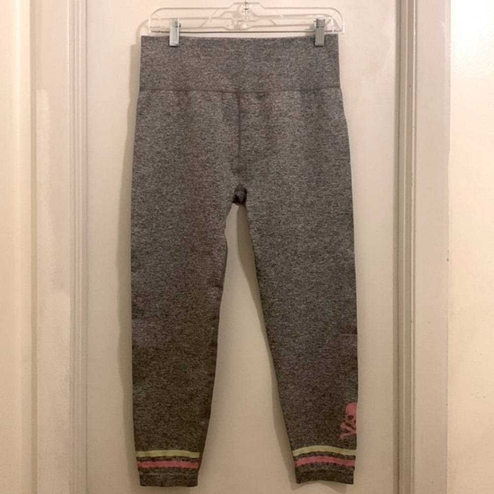 Soul Cycle Capri Leggings. Never worn.